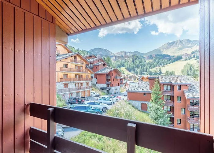 Apartament Avec Balcon, 1 Et Parking A - Fr-1-351-256